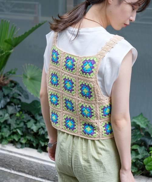 Kastane（カスタネ）の「ハンドクロシェビスチェ（ベスト・レディース・ベージュ/ボルドー・FREE）」の6枚目の写真