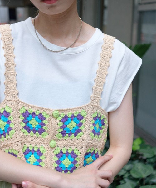 Kastane（カスタネ）の「ハンドクロシェビスチェ（ベスト・レディース・ベージュ/ボルドー・FREE）」の3枚目の写真