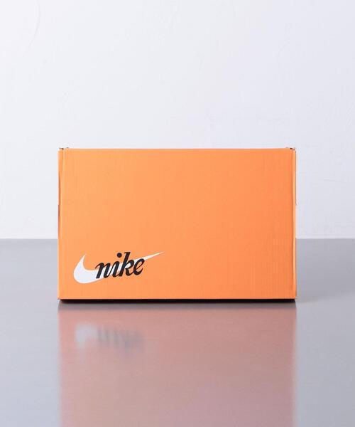 NIKE(ナイキ)の「<NIKE(ナイキ)>ブレーザー LOW PLATFORM スニーカー(スニーカー・レディース・ホワイト・23.5cm/23cm/22cm/24.5cm/24cm/22.5cm/25cm)」の4枚目の写真