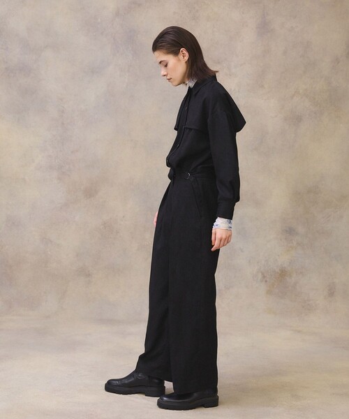 PUBLIC TOKYO（パブリックトウキョウ）の「エンボススエードジャンプスーツ /ウォッシャブル（つなぎ/オールインワン・レディース・ブラック・FREE）」の4枚目の写真