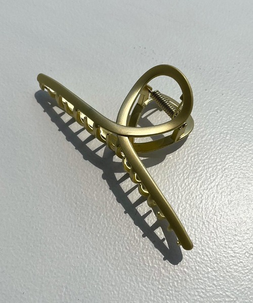 apres jour mignon（アプレジュールミニョン）の「【apresjour mignon×ARIAZ】メタル変形クリップ（バレッタ/ヘアクリップ・レディース・ゴールド/シルバー・ONESIZE）」の5枚目の写真
