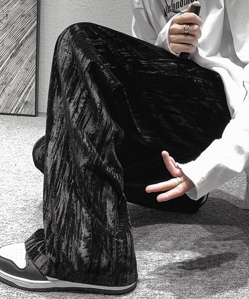 neos(ネオス)の「【neos -addictive design-】ルーズシルエット 杢調 ベロア プリーツ ワイドパンツ(その他パンツ・メンズ・ブラック/ネイビー/ブラウン・MEDIUM/LARGE/X-LARGE)」の7枚目の写真