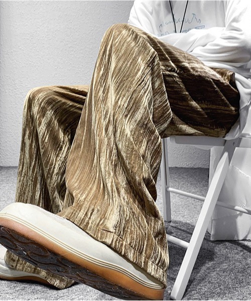 neos(ネオス)の「【neos -addictive design-】ルーズシルエット 杢調 ベロア プリーツ ワイドパンツ(その他パンツ・メンズ・ブラック/ネイビー/ブラウン・MEDIUM/LARGE/X-LARGE)」の9枚目の写真