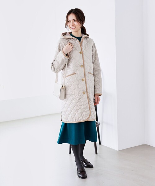 MACKINTOSH PHILOSOPHY（ﾏｯｷﾝﾄｯｼｭ ﾌｨﾛｿﾌｨｰ）の「＜LINDETH＞キルティングロングコート（その他アウター・レディース・ホワイト系その他/ダークネイビー・38/36）」の3枚目の写真