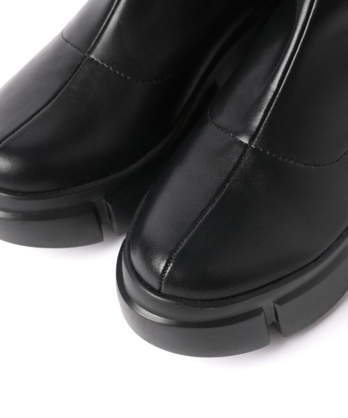 LOWRYS FARM（ローリーズファーム）の「スニーカーソールブーツ　254942（ブーツ・レディース・アイボリー/ブラック・MEDIUM/LARGE）」の9枚目の写真