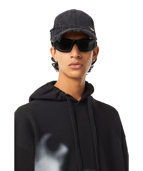 DIESEL(ディーゼル)の「メンズ スウェット パーカー プルオーバー(パーカー・メンズ・ブラック・MEDIUM/LARGE/XX-LARGE/SMALL/X-LARGE/X-SMALL)」の2枚目の写真