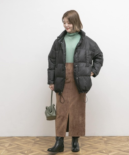 UR Lab.(アーバンリサーチラボ)の「ラウンドヘムダウンジャケット(ダウンジャケット/コート・レディース・オフホワイト/ブラック/カーキ・FREE)」の4枚目の写真