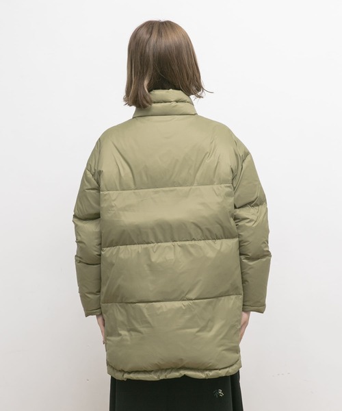 UR Lab.(アーバンリサーチラボ)の「ラウンドヘムダウンジャケット(ダウンジャケット/コート・レディース・オフホワイト/ブラック/カーキ・FREE)」の9枚目の写真