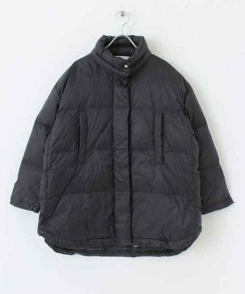 UR Lab.(アーバンリサーチラボ)の「ラウンドヘムダウンジャケット(ダウンジャケット/コート・レディース・オフホワイト/ブラック/カーキ・FREE)」の14枚目の写真