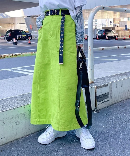 PAGEBOY（ページボーイ）の「カラーツイルタイトスカート（スカート・レディース・ブラック/ライム/グリーン・MEDIUM/SMALL）」の22枚目の写真