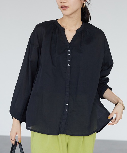 CRAFT STANDARD BOUTIQUE(クラフトスタンダードブティック)の「【インドコットン】スキッパーギャザーブラウス *◆(シャツ/ブラウス・レディース・ブラック/オフホワイト/グリーン・FREE)」の2枚目の写真