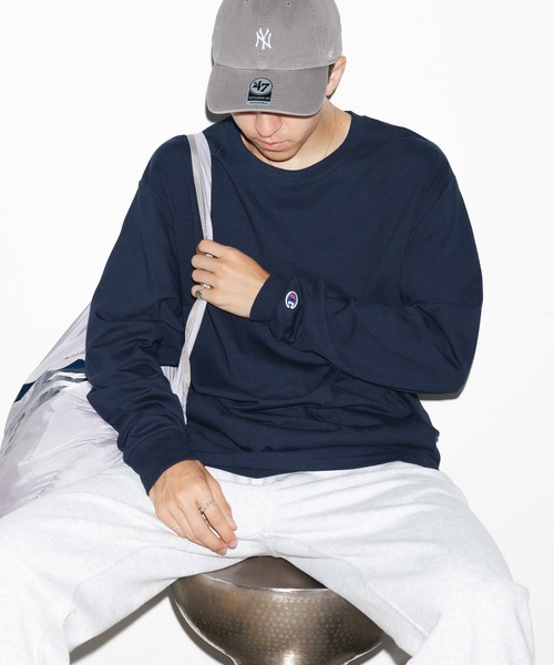 新品◆チャンピオンChampion オーバーサイズ お袖トリプルカラー 裏起毛クルーネックスウェット◆クリーム M Champion（チャンピオン）の「Champion Authentic sweatshirt