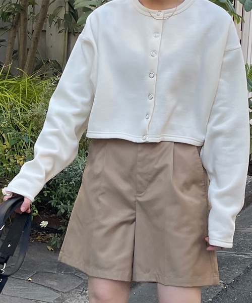 w closet(ダブルクローゼット)の「スウェットショートクルーネックカーディガン(カーディガン/ボレロ・レディース・ブラック/オレンジ/グリーン/アイボリー/ミント・FREE)」の2枚目の写真