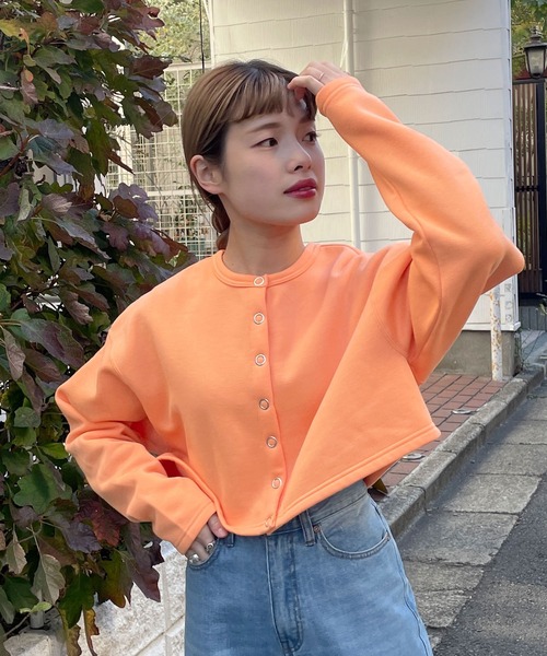 w closet(ダブルクローゼット)の「スウェットショートクルーネックカーディガン(カーディガン/ボレロ・レディース・ブラック/オレンジ/グリーン/アイボリー/ミント・FREE)」の21枚目の写真