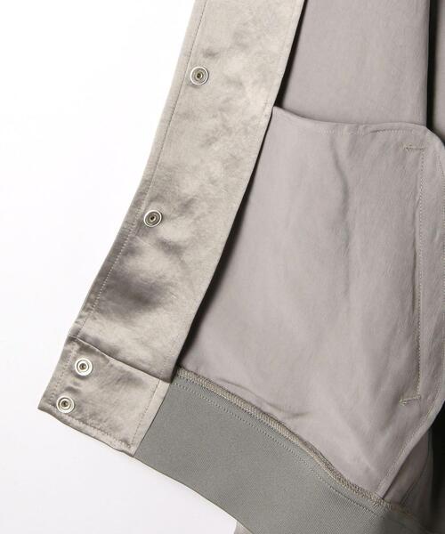 green label relaxing(グリーンレーベルリラクシング)の「アセテート アワードジャケット(スタジャン・メンズ・ブラック/グレー・M/L)」の15枚目の写真