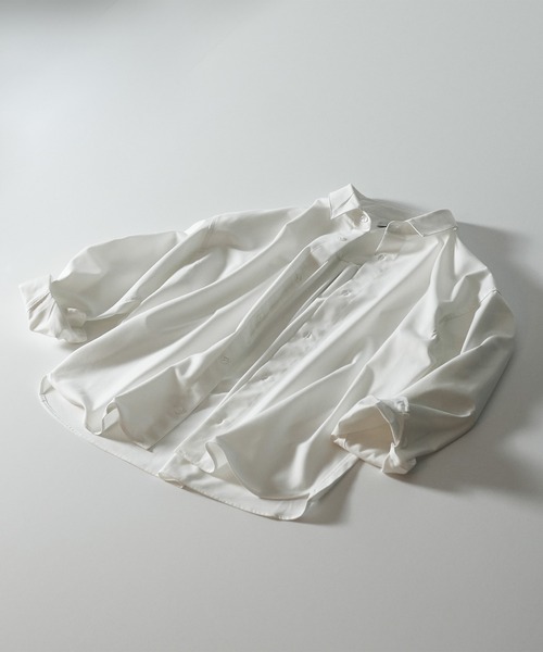 RUUBON(ルーボン)の「【RUUBON】relax regular collar shirt / リラックス レギュラーカラーシャツ (セットアップ対応)(シャツ/ブラウス・メンズ・ホワイト/ダークグレー/ブルーグレー/モカ・S/M/L)」の13枚目の写真