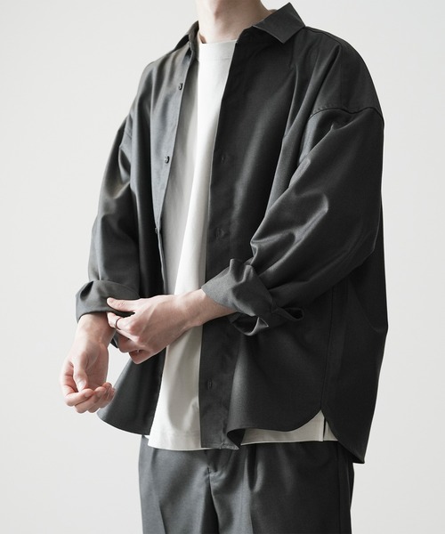 RUUBON(ルーボン)の「【RUUBON】relax regular collar shirt / リラックス レギュラーカラーシャツ (セットアップ対応)(シャツ/ブラウス・メンズ・ホワイト/ダークグレー/ブルーグレー/モカ・S/M/L)」の21枚目の写真