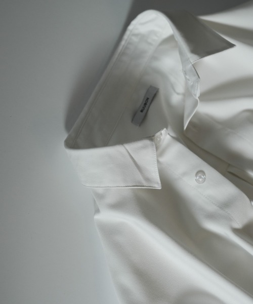 RUUBON(ルーボン)の「【RUUBON】relax regular collar shirt / リラックス レギュラーカラーシャツ (セットアップ対応)(シャツ/ブラウス・メンズ・ホワイト/ダークグレー/ブルーグレー/モカ・S/M/L)」の11枚目の写真