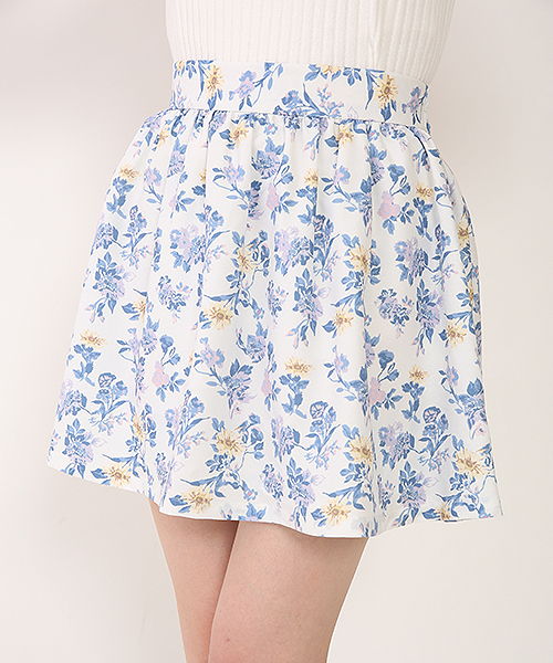 one after another NICE CLAUP（ワンアフターアナザーナイスクラップ）の「【ナイスクラップ】花柄スカパン（スカート・レディース・ホワイト/ミント/ネイビー・FREE）」の5枚目の写真
