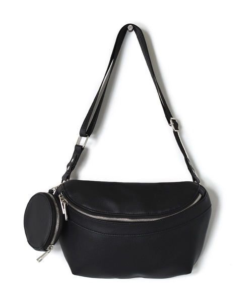 w closet（ダブルクローゼット）の「ミニポーチ付きボディバッグ（ボディバッグ/ウエストポーチ・レディース・ブラック/ブルー/キャメル・FREE）」の6枚目の写真