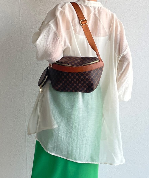 w closet（ダブルクローゼット）の「ミニポーチ付きボディバッグ（ボディバッグ/ウエストポーチ・レディース・ブラック/ブルー/キャメル・FREE）」の18枚目の写真