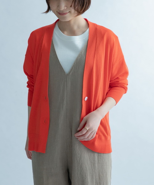 FORK&SPOON（フォークアンドスプーン）の「FORK&SPOON　デザインヘムVネックカーディガン（カーディガン/ボレロ・レディース・グレー/オフホワイト/オレンジ・1）」の3枚目の写真