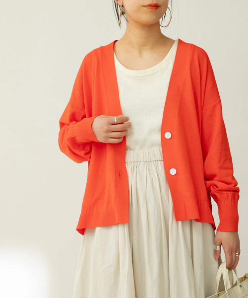 FORK&SPOON（フォークアンドスプーン）の「FORK&SPOON　デザインヘムVネックカーディガン（カーディガン/ボレロ・レディース・グレー/オフホワイト/オレンジ・1）」の9枚目の写真