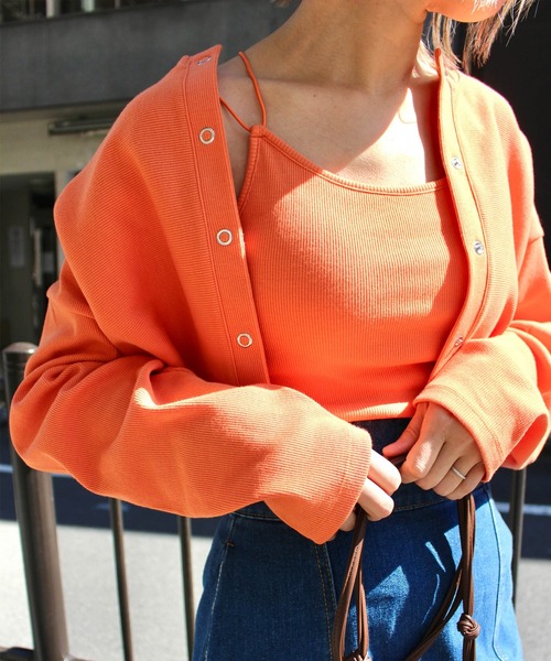 MLI'A(エムリア)の「バッククロスカップ付きリブキャミソール(キャミソール・レディース・アイボリー/ブラック/オレンジ/ブルー/グリーン/ホワイト×ネイビー・M)」の6枚目の写真