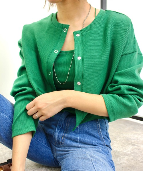 MLI'A(エムリア)の「バッククロスカップ付きリブキャミソール(キャミソール・レディース・アイボリー/ブラック/オレンジ/ブルー/グリーン/ホワイト×ネイビー・M)」の8枚目の写真