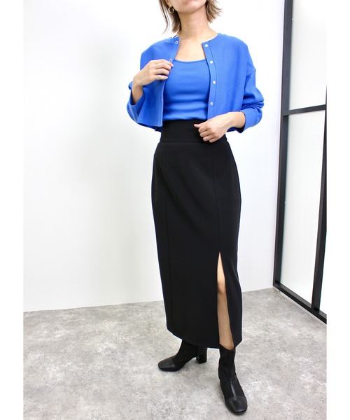 MLI'A(エムリア)の「バッククロスカップ付きリブキャミソール(キャミソール・レディース・アイボリー/ブラック/オレンジ/ブルー/グリーン/ホワイト×ネイビー・M)」の17枚目の写真