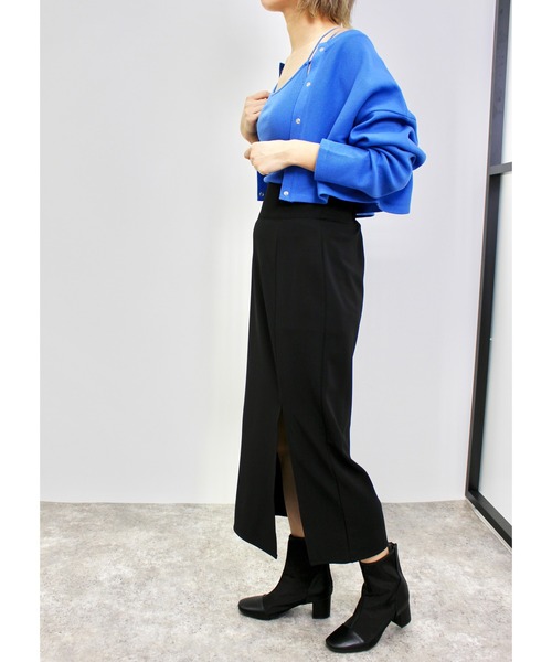 MLI'A(エムリア)の「バッククロスカップ付きリブキャミソール(キャミソール・レディース・アイボリー/ブラック/オレンジ/ブルー/グリーン/ホワイト×ネイビー・M)」の19枚目の写真