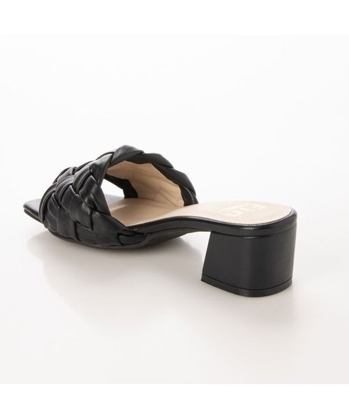 Fin（フィン）の「スクエアトゥ編み込ミュール【低反発スポンジ入り】（サンダル・レディース・ブラック/アイボリー/ブラウン・L/S/M/LL）」の5枚目の写真