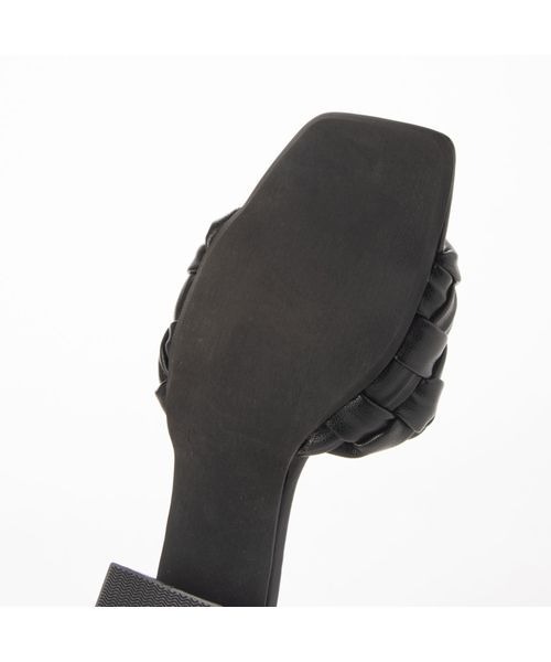 Fin（フィン）の「スクエアトゥ編み込ミュール【低反発スポンジ入り】（サンダル・レディース・ブラック/アイボリー/ブラウン・L/S/M/LL）」の7枚目の写真