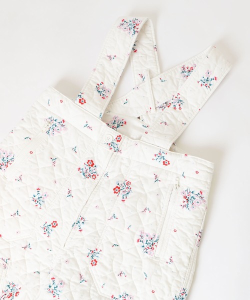 HOLIDAY（ホリデイ）の「FLOWER QUILTING STRAP FLIGHT PANTS フラワーキルティングストラップフライトパンツ（サロペット/オーバーオール・レディース・ホワイト・1/0）」の12枚目の写真