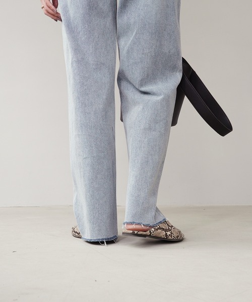 IAMUSE(アイアミューズ)の「【IAMUSE】ハイウエストデニムパンツ S0675(デニムパンツ・レディース・グレー/ライトブルー/オフホワイト/ブルー・S/M)」の16枚目の写真
