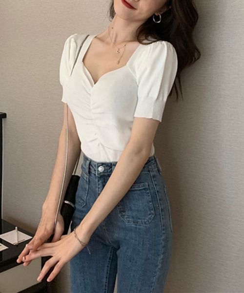 Jasmine Grandiflorum(ジャスミングランディフローラム)の「【Jasmine】ハートネック半袖ミニ丈ニットトップス (SS)(Tシャツ/カットソー・レディース・レッド/ホワイト/ベージュ/イエロー/ブラック/パープル・FREE)」の7枚目の写真