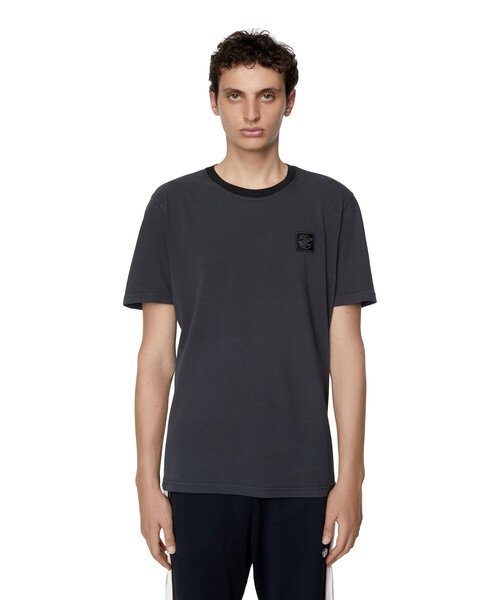 DIESEL（ディーゼル）の「メンズ Tシャツ ガーメントダイ（Tシャツ/カットソー・メンズ・イエロー/ブラック・MEDIUM/X-LARGE/XX-LARGE/SMALL/LARGE）」の18枚目の写真
