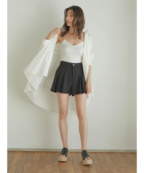 ACYM（アシーム）の「Pleats culotte パンツ（その他パンツ・レディース・ブラック/アイボリー・FREE）」の4枚目の写真