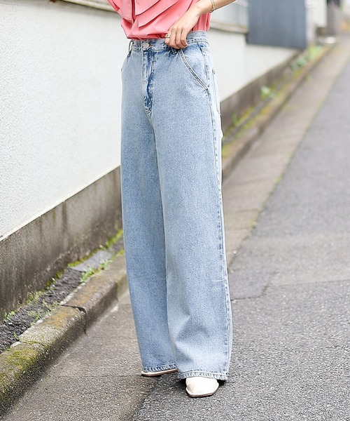COLONY 2139（コロニートゥーワンスリーナイン）の「3サイズ展開 / デニムワイドパンツ（デニムパンツ・レディース・ブラック/ブルー・SMALL/MEDIUM/LARGE）」の2枚目の写真