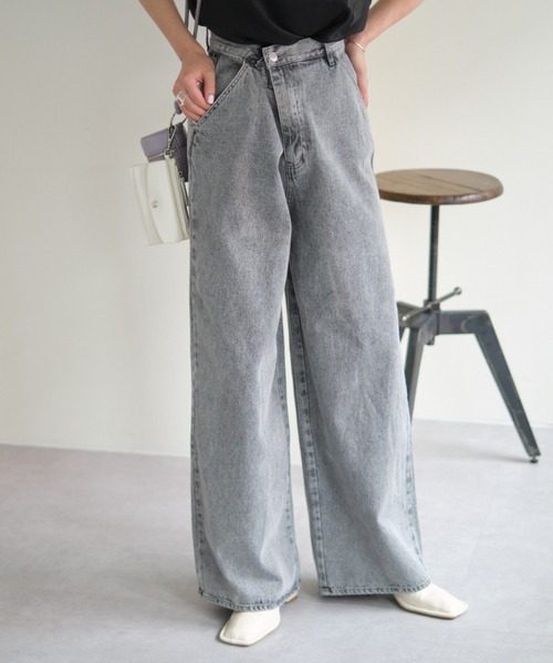 COLONY 2139（コロニートゥーワンスリーナイン）の「3サイズ展開 / デニムワイドパンツ（デニムパンツ・レディース・ブラック/ブルー・SMALL/MEDIUM/LARGE）」の9枚目の写真