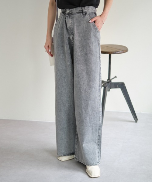 COLONY 2139（コロニートゥーワンスリーナイン）の「3サイズ展開 / デニムワイドパンツ（デニムパンツ・レディース・ブラック/ブルー・SMALL/MEDIUM/LARGE）」の10枚目の写真