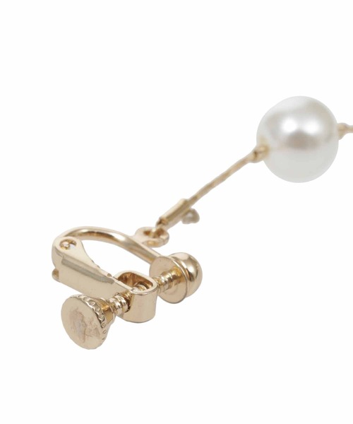31 Sons de mode（トランテアン　ソン　ドゥ　モード）の「４連パールイヤリング（イヤリング・レディース・ゴールド・フリー）」の12枚目の写真