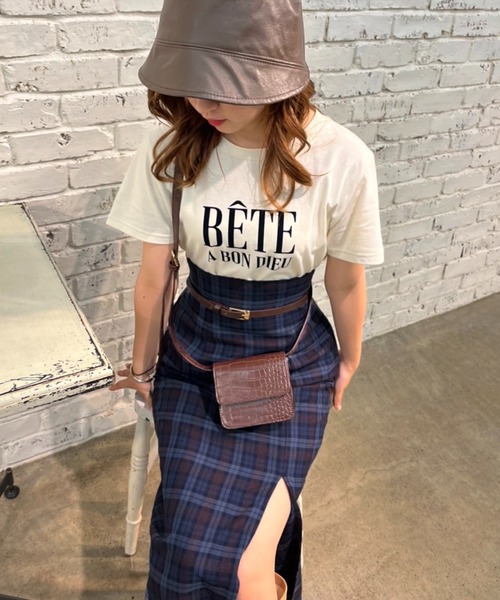 one after another NICE CLAUP（ワンアフターアナザーナイスクラップ）の「ベルトセット スリットタイトスカート（スカート・レディース・ネイビー系/グレー系その他/ライトブラウン/ブラック・SMALL/MEDIUM）」の18枚目の写真