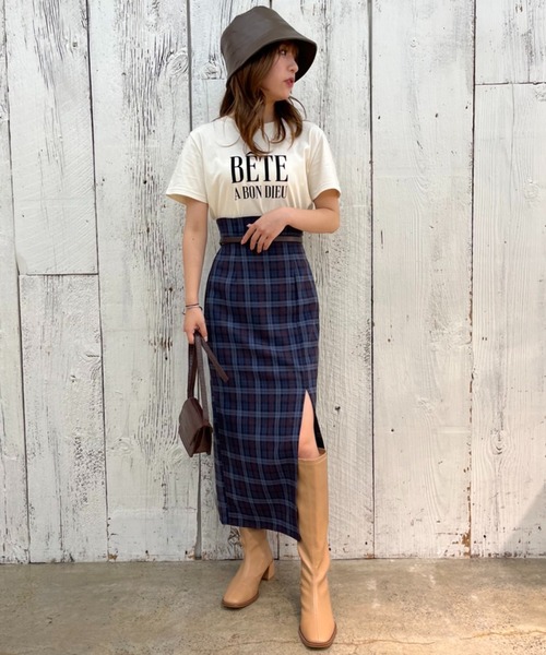 one after another NICE CLAUP（ワンアフターアナザーナイスクラップ）の「ベルトセット スリットタイトスカート（スカート・レディース・ネイビー系/グレー系その他/ライトブラウン/ブラック・SMALL/MEDIUM）」の6枚目の写真