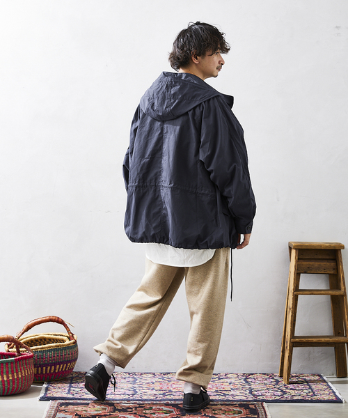 JOURNAL STANDARD relume（ジャーナルスタンダード　レリューム）の「CALIFORNIA フーデッド ショートモッズコートブルゾン（モッズコート・メンズ・ベージュ/ネイビー/カーキ・MEDIUM/LARGE）」の11枚目の写真