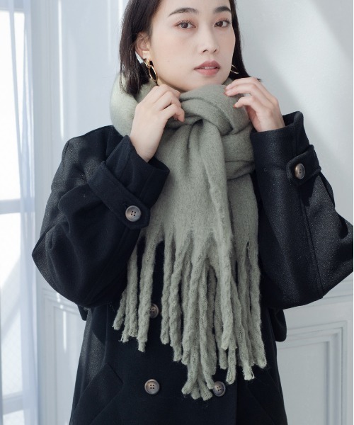 StyleSea（スタイルシー）の「ベーシックボリュームマフラー（マフラー・レディース・アイボリー/ピンクベージュ/ライトベージュ/ブルー/ライトカーキ/ブラウン/ブラック/ミント・MEDIUM）」の6枚目の写真