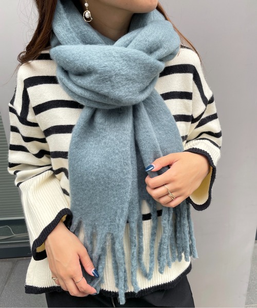 StyleSea（スタイルシー）の「ベーシックボリュームマフラー（マフラー・レディース・アイボリー/ピンクベージュ/ライトベージュ/ブルー/ライトカーキ/ブラウン/ブラック/ミント・MEDIUM）」の5枚目の写真