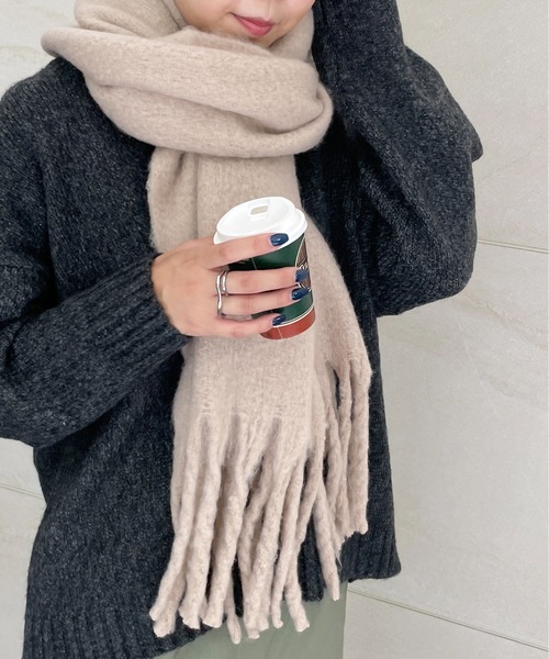 StyleSea（スタイルシー）の「ベーシックボリュームマフラー（マフラー・レディース・アイボリー/ピンクベージュ/ライトベージュ/ブルー/ライトカーキ/ブラウン/ブラック/ミント・MEDIUM）」の17枚目の写真