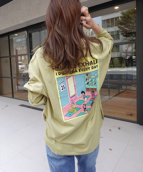 CORNERS(コーナーズ)の「YOGAプリントロンT(Tシャツ/カットソー・レディース・オフホワイト/スミクロ/ライム/ブルー/ラベンダー・FREE)」の6枚目の写真