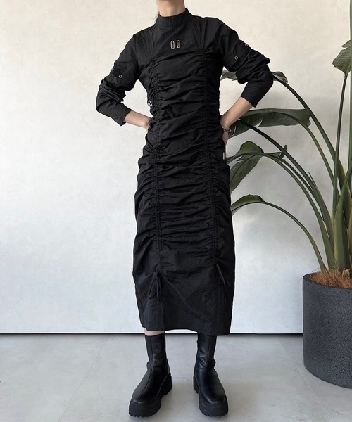 musubore（ムスボレ）の「シャーリングハトメワンピース（ワンピース・レディース・ブラック・1/0）」の22枚目の写真